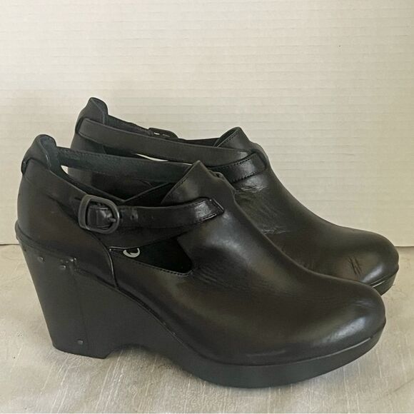 New Dansko Franka Black Leather Wedge Bootie Heels Z2014* Size 7 US / 37 EUR - Picture 2 of 9